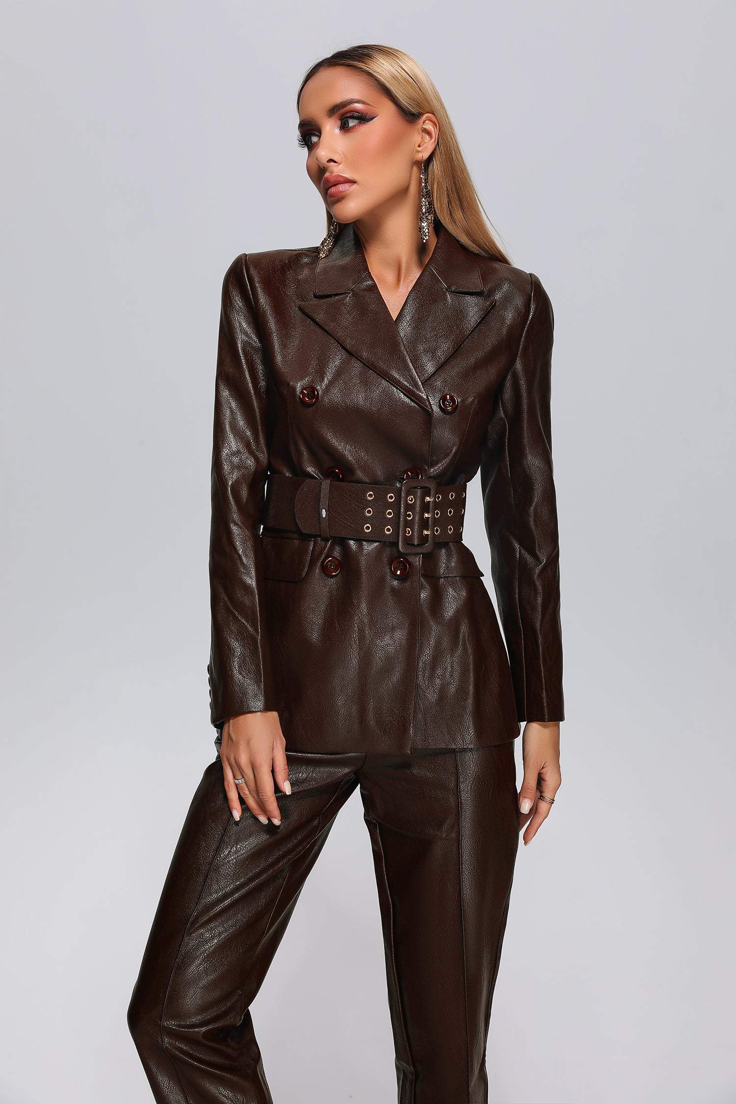 YUIO LEATHER Set - Image 3
